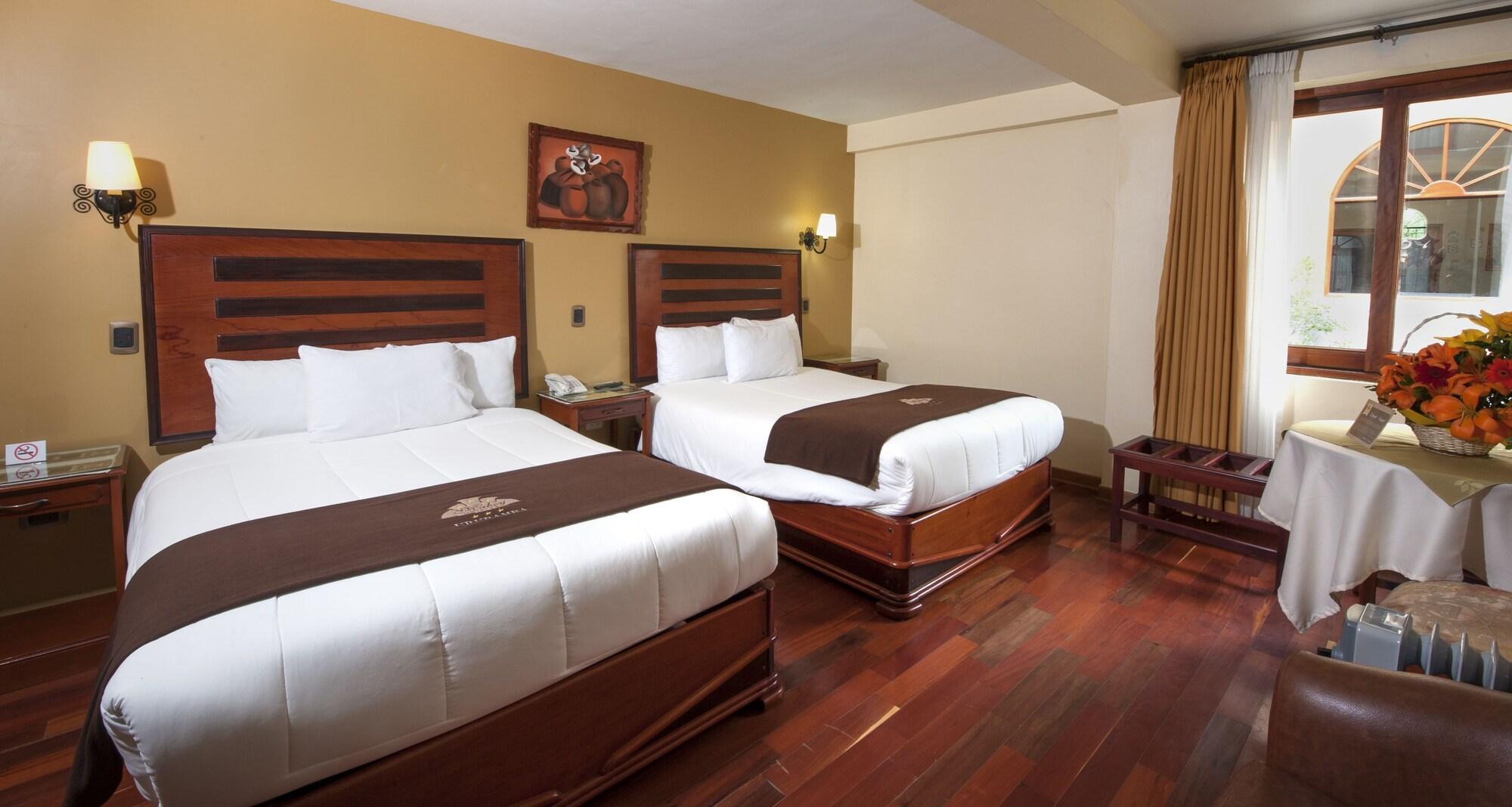 Hotel Mabey Urubamba Buitenkant foto